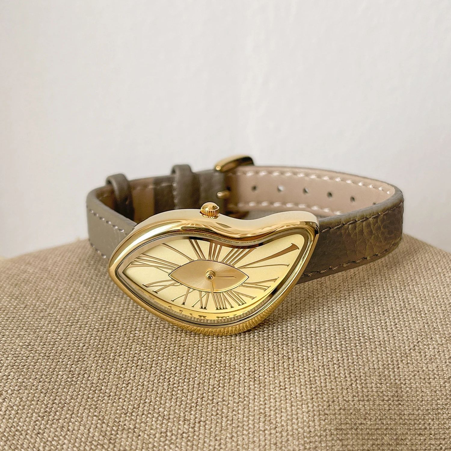 Jam Tangan Kreatif Retro Kelas - Cartier Watch Tank ulasan dan harga